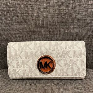 Michael Kors Fulton Wallet